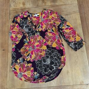 SMALL: DR2 half sleeve women’s shirt